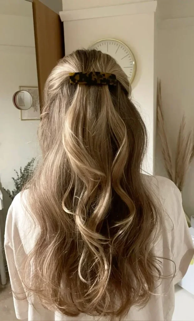 Soft Wave Half-Up Clip