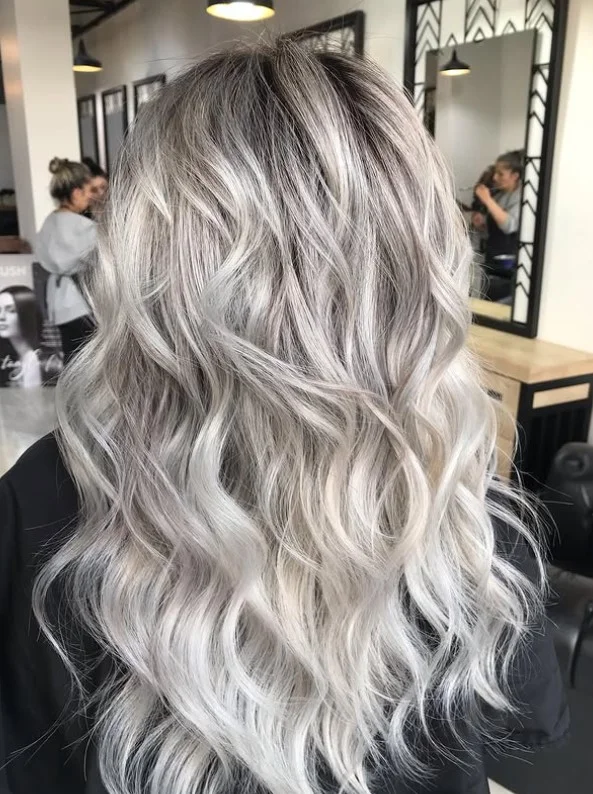 Dark Roots Icy Blonde