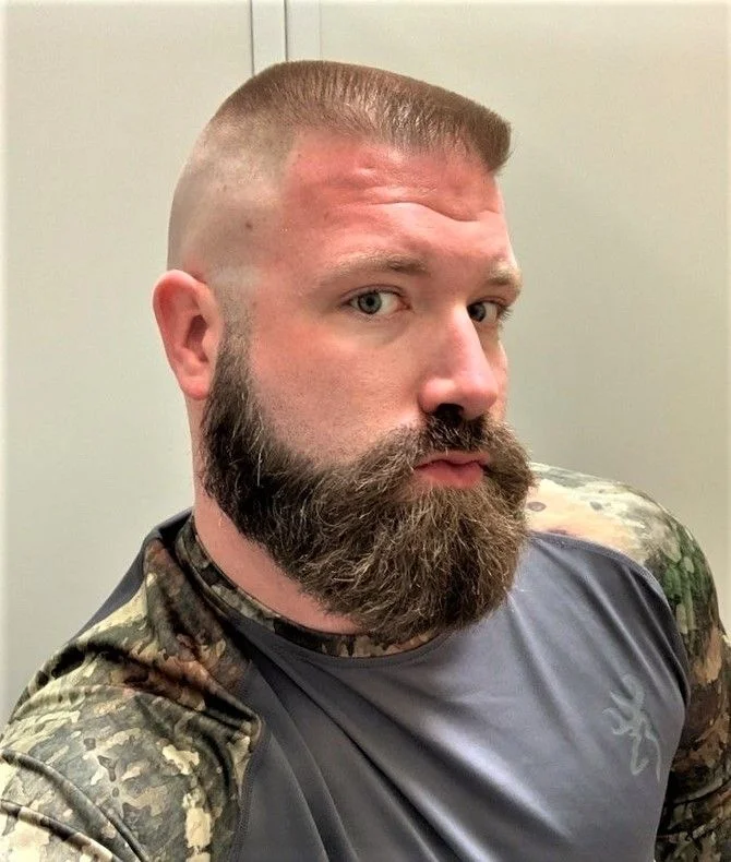 Flat-Top Crop with Verdi Beard