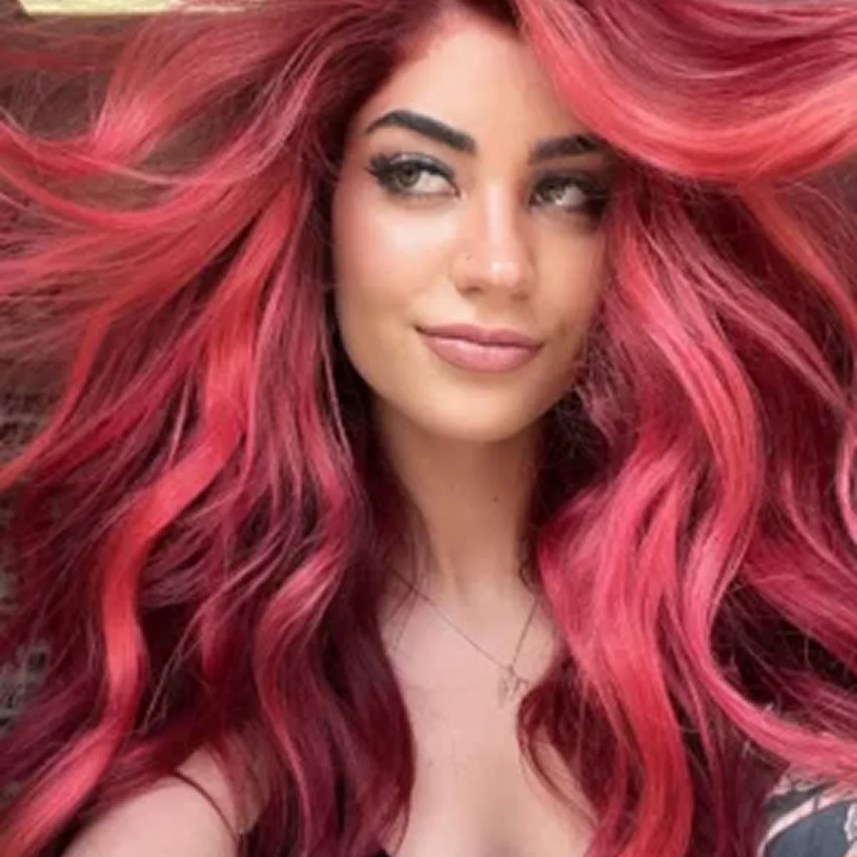 15 Cherry Red Hair Styles That Shine with Confidence 25 15 Cherry Red Hair Styles That Shine with Confidence